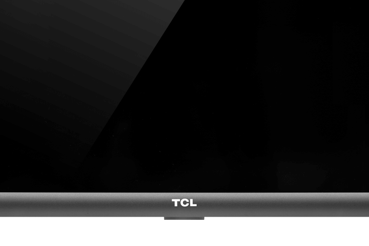 TCL 4-Series chin